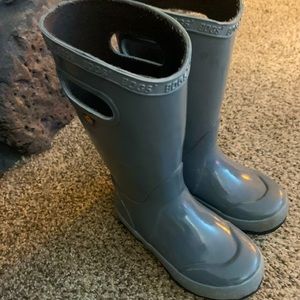 Bogs kids size 10
